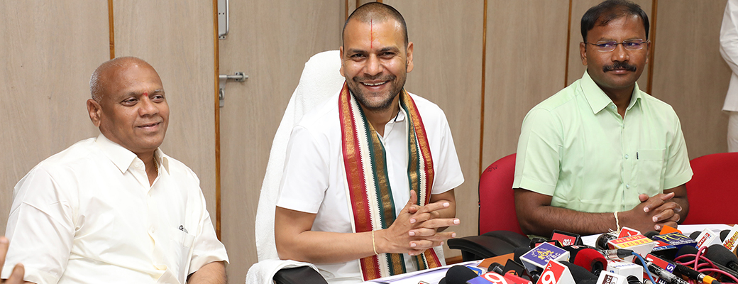 EO PRESS MEETWEB