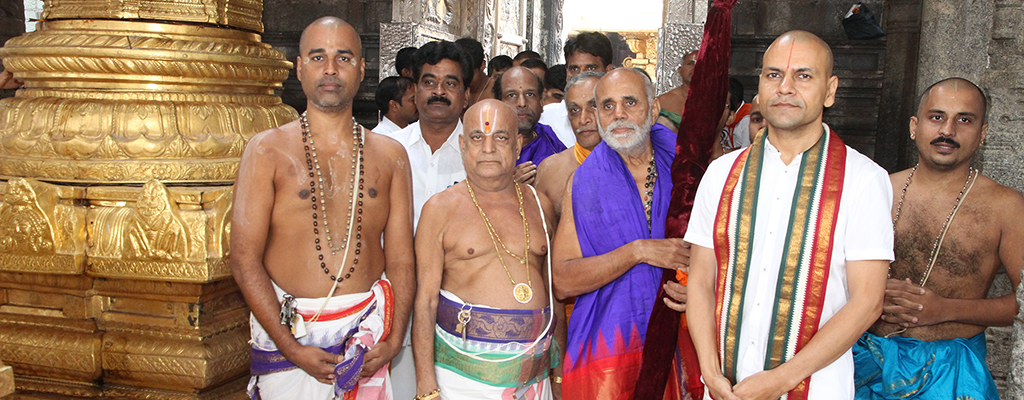 Sri Vidyapayonidhi Theertha Swamiji Vyasaraja Mutt9WEB