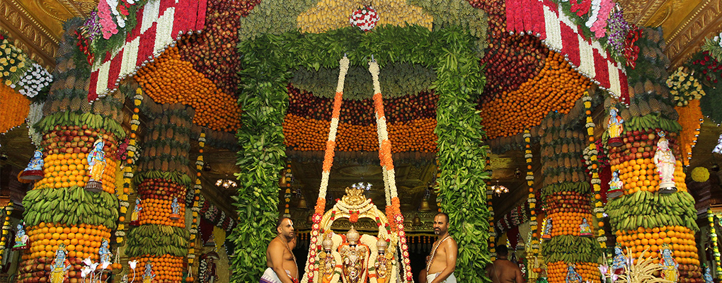 PADMAVATHI PARINAYOTSAVAM1WEB
