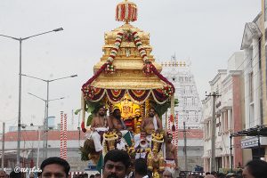 Sri Pat Procession of Golden Chario15
