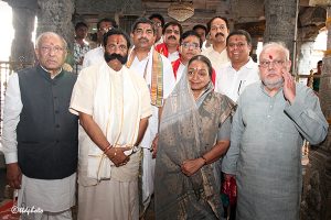 lok sabha speaker in padmavathi ammavari temple4