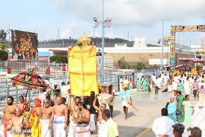 PROCESSION OF DWAJAPATAM9