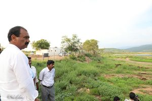 TTD Board Special Invitee Sri B Karunakar Reddy inspecting Mallemadugu Reservoir