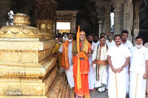Sri Vidhyaranya Bharathi Swamiji Peetadipati of Sri Hampi3