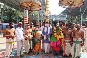 Temple Honors to Pedda Jeeyars Swami Sri KRT 6
