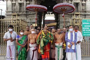 Temple Honors to Pedda Jeeyars Swami sri Pat 9