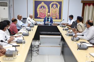 EO TTD REVIEWING ON RADHASAPTHAMI ARRANGEMENTS