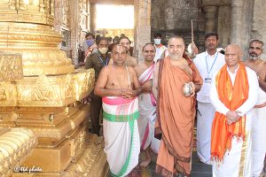 Kanchi Swamiji Visit to in Srivari Temple7