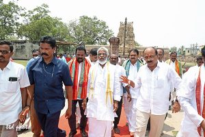 CHAIRMAN VISIT TO SOWMYANATHA SWAMY TEMPLE IN NANDALUR