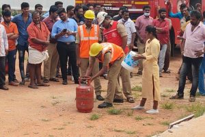 AWARENESS CAMPAIGN ON FIRE ACCIDENTS HELD FOR SHOPKEEPERS AT TIRUMALA3
