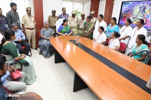 DISTRIBUTION OF ID CARDS TO SVIMS EMPLOYEES2
