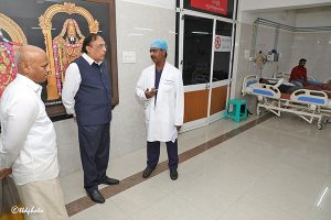 DR M BAJPAI_ EXECUTIVE DIRECTOR NBEMS VISIT TO BIRRD HOSPTIAL