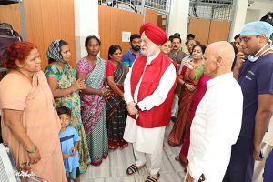 UNION MINISTER VISIT TO TTD-RUN SRI PADMAVATHI CHILDRENS HEART CENTRE4