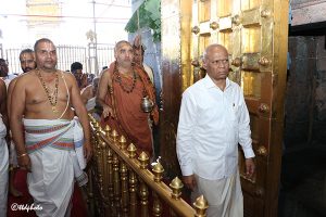 KANCHI SWAMY VISIT TO TEMPLE4