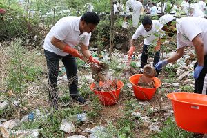 Mass Cleaning Program Down Ghat Road2