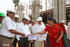 EO TTD INSPECTS CHILDRENS HOSPITAL WORKS