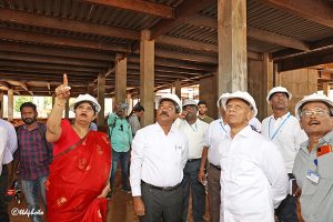 EO TTD INSPECTS CHILDRENS HOSPITAL WORKS2