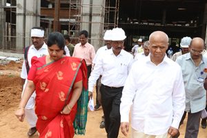 EO TTD INSPECTS CHILDRENS HOSPITAL WORKS4