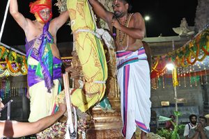DHWAJAVAROHANAM MARKS CONCLUSION OF ANNUAL FEST2
