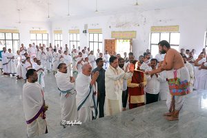 TTD CHAIRMAN VISIT TO VEDA PATHASHALA IN KEESARAGUTTA TTD CHAIRMAN VISIT TO VEDA PATHASHALA IN KEESARAGUTTA