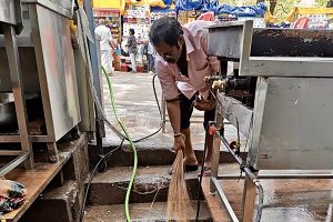 CLEANING DAY FOR A HEALTHIER, HOTLIER TIRUMALA2 CLEANING DAY FOR A HEALTHIER, HOTLIER TIRUMALA2