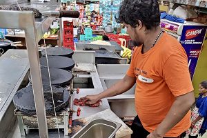 CLEANING DAY FOR A HEALTHIER, HOTLIER TIRUMALA7 CLEANING DAY FOR A HEALTHIER, HOTLIER TIRUMALA7