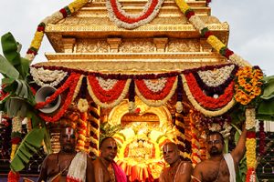 SWARNA RATHAM IN SRI PAT7 SWARNA RATHAM IN SRI PAT7