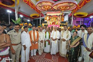 AP GOVERNER TAKES PART IN MUTHYAPU PANDIRI VAHANAM AP GOVERNER TAKES PART IN MUTHYAPU PANDIRI VAHANAM