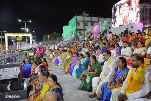 CHAIRMAN INTERACTING WITH DEVOTEES2 CHAIRMAN INTERACTING WITH DEVOTEES2