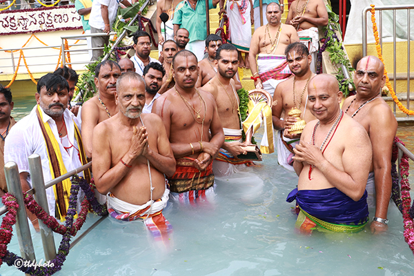 CHAKRASNANAM8