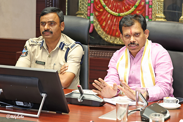 CVSO AND SP REVIEW ON BRAHMOTSAVAM ARRANGEMENTS3
