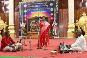 HARIKATHA SRI LAKSHMI MAHESH & BRUNDAM KURNOOL.jpg copy
