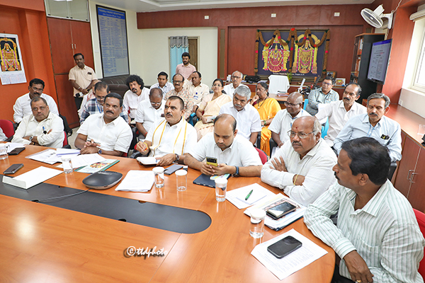 JEO TPT REVIEW ON SRI PAT BRAHMOTSAVAM ARRANGEMENTS