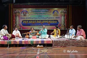 MAHATHI _ SRI RAGHUVENDRAN 01 copy MAHATHI _ SRI RAGHUVENDRAN 01 copy