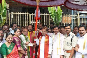 PRESENTATION OF UMBRELLAS IN TIRUMALA PRESENTATION OF UMBRELLAS IN TIRUMALA