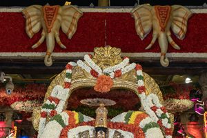 PROCESSION OF SENADHIPATHI VARU3 PROCESSION OF SENADHIPATHI VARU3