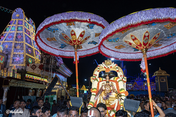 PROCESSION OF SENADHIPATHI VARU5
