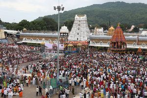 RATHOTSAVAM CROWD 1 RATHOTSAVAM CROWD 1