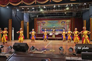 SRI P RAVI SUBRAMANYAM & BRUNDAM AT MAHATHI 02 copy