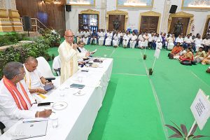 ADDL EO ADDRESSING DEPUTATION STAFF IN TIRUMALA2 ADDL EO ADDRESSING DEPUTATION STAFF IN TIRUMALA2