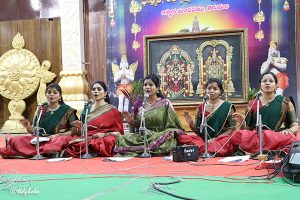 ANNAMAYA SANKEERTHANA VAHINI SMT J MADAVI KRISHNA & BRUNDAM VIZAG ANNAMACHARYA PROJECT