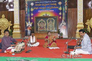 BHAKTHI SANGEETHAM SMT SANGUTHA KAKHANDAKI & BRUNDAM BANGALORE DSP1 BHAKTHI SANGEETHAM SMT SANGUTHA KAKHANDAKI & BRUNDAM BANGALORE DSP1