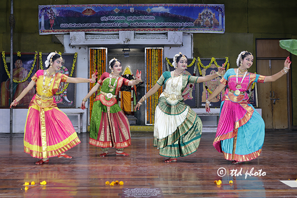 BHARATHANATYAM _ SRI SAIKISHORE BOSE & BRUNDAM copy