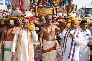 CHINNASESHA VAHANAM2