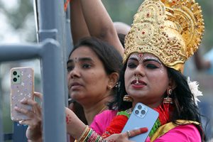 DEVOTEES DEVOTEES