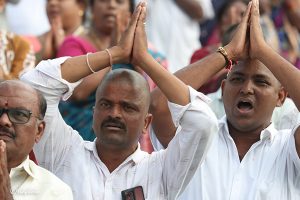 DEVOTEES1 DEVOTEES1