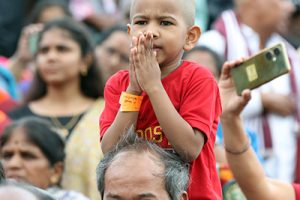 DEVOTEES2