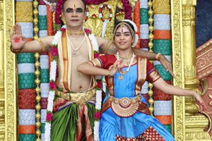 NRUTYHAMU NATHYACHATI SRI VENUGOPALA SAKARI SVCMD OLD STUDENT &B BRUNDAM SVCAD1.jpg copy
