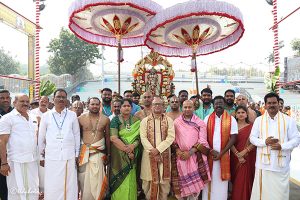 Procession Of Utsava Deities In Gold Tiruchi 9