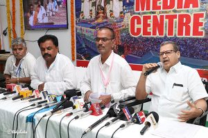 SRI SASTRY SPECIAL OFFICER ANNADANAM1
